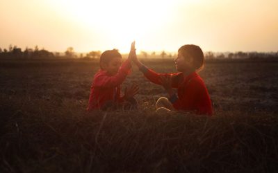 Les Enfants, Nouveaux Influencers : Ces Mini-Célébrités Qui Manipulent l’Internet